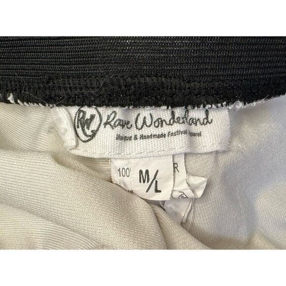 RAVE WONDERLAND Silver Sequin Covered Pink Evil Eye Cheeky Bootie Shorts Sz M/L - Picture 8 of 8